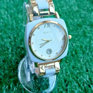 Classic-women's-wristwatch